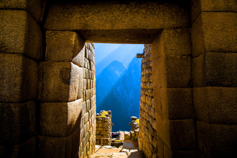 Inca Trail to Machu Picchu 02 days - 01 nights