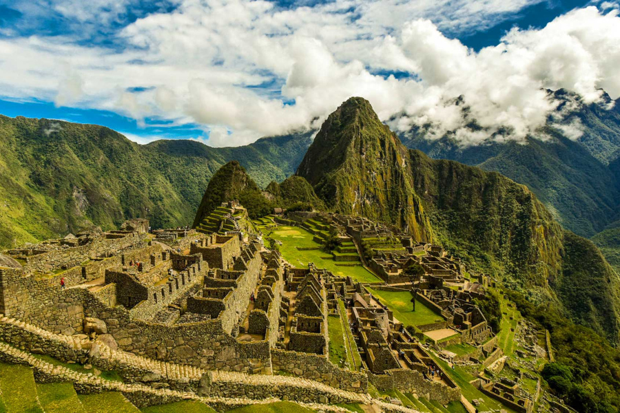 Inca Trail to Machu Picchu 04 days - 03 nights